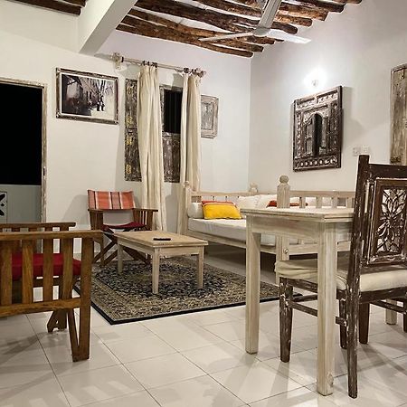 Beytsalaam Apartments Ламу Екстер'єр фото